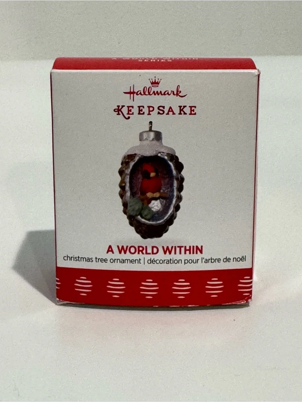 2017 HALLMARK KEEPSAKE MINIATURE ORNAMENT # 3 A WORLD WITHIN ~CARDINAL~